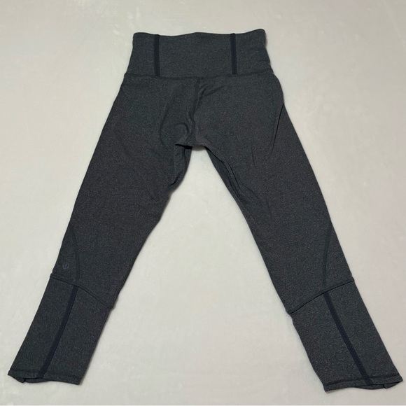 lululemon Snap Me Up Crop Side Button Athletic Leggings Size 4 Rare EUC - Picture 5 of 14